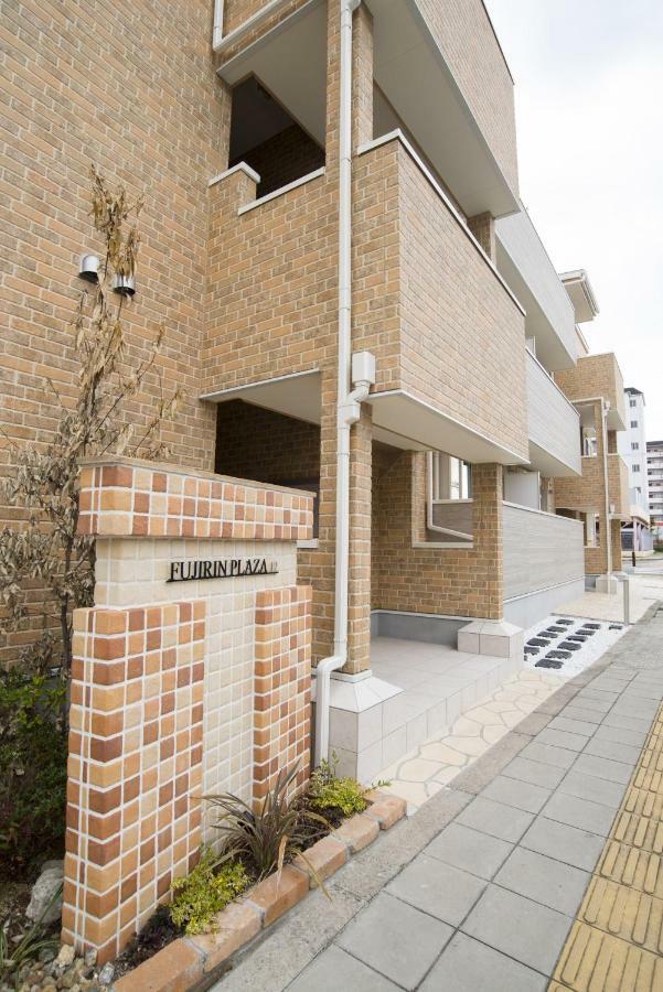 Fujirin Plaza Apartment Osaka Bagian luar foto
